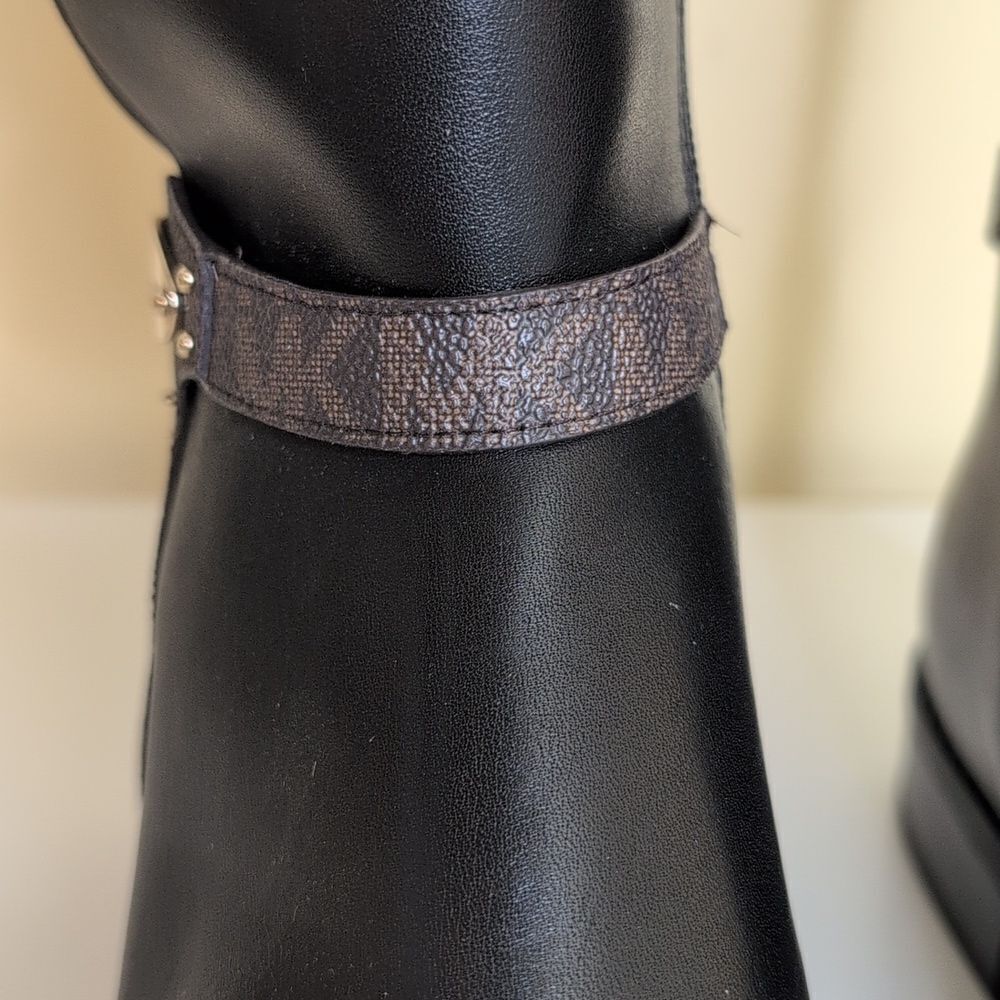 Michael Kors 5.5 Finley Leather Boot In Black/Brown, NEW In Box - Picture 4 of 16